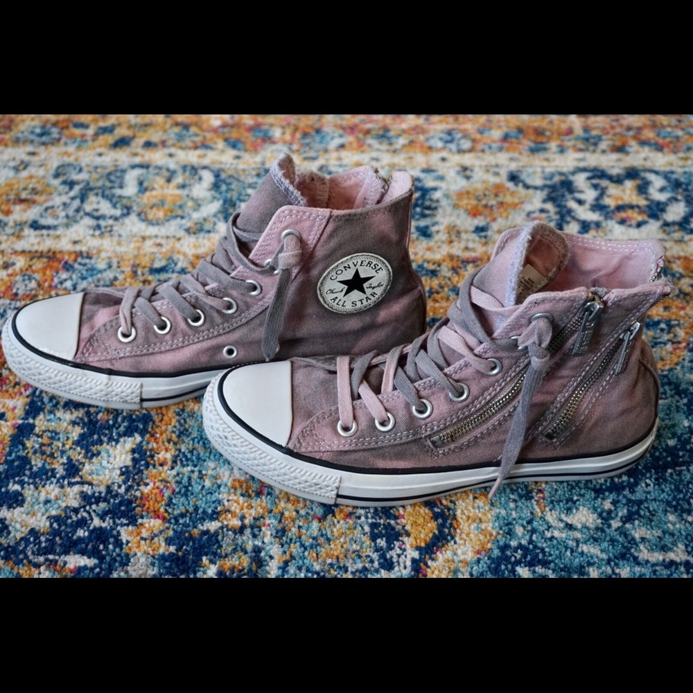 Dusty Pink Converse High Tops with Zippers size 8